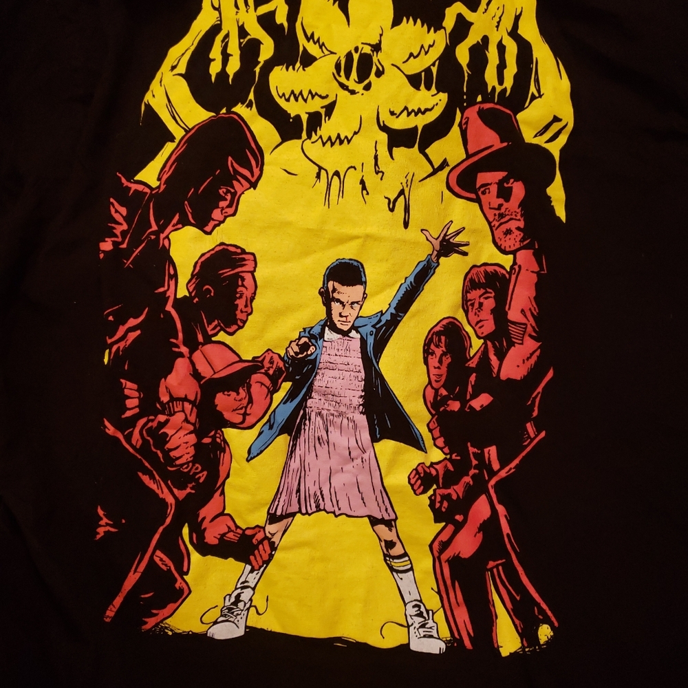 Netflix Stranger Things Eleven GraphicT-shirt Blac